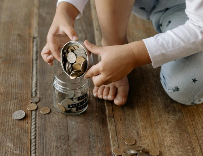 Kapesné: malý zvyk, který vychovává finančně sebevědomé dospělé