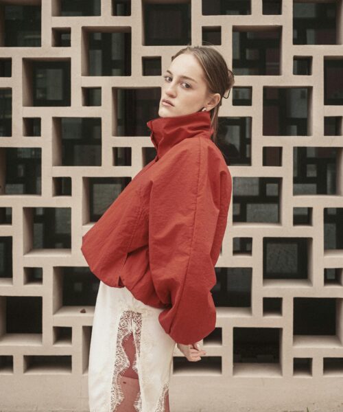 10 nejvýraznějších módních trendů na jaro: Od výrazných sukní po uvolněné střihy